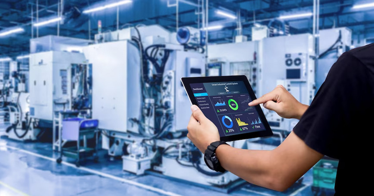 اتوماسیون صنعتی چیست؟ بررسی کامل مزایا، تجهیزات و کاربردها